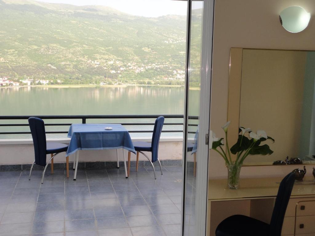 Accommodation J&T Ohrid Extérieur photo